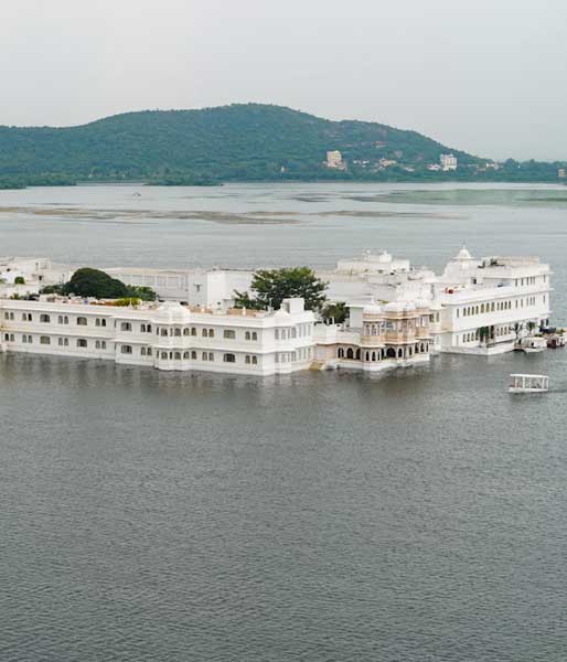 golden-triangle-tour-with-udaipur