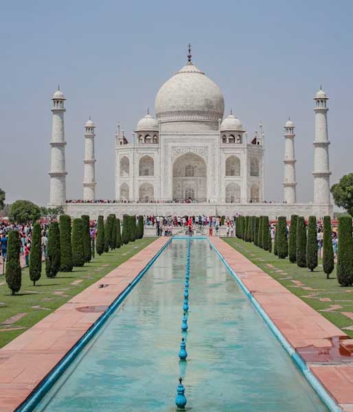 taj-mahal-luxury-tour-by-premium-car-from-delhi